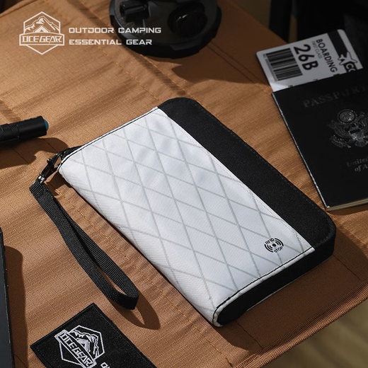 OCE GEAR2025新款旅行防盗刷护照包护照夹证件保护套防泼水出国留学卡包 潮系防盗刷护照包【白色款】