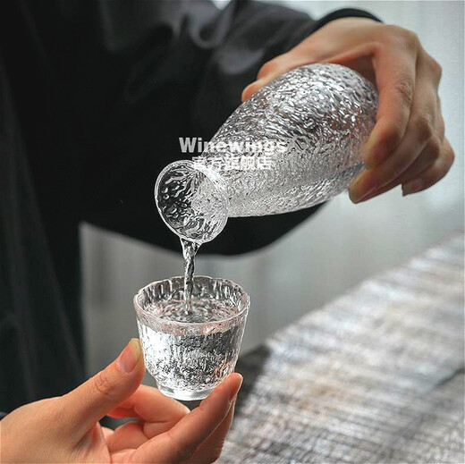 WINEWINGS Japanese hand-made glass wine warmer set household liquor dispenser hammer pattern sake ice wine jug Japanese wine cup wine set wine jug single simple package