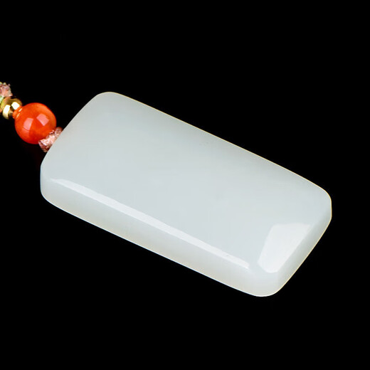 Peut-on demander à Jade le pendentif de Jade Hetian, ce qui signifie la sécurité, bonne chance toujours accompagner, cadeaux de parents et amis, dix m8333