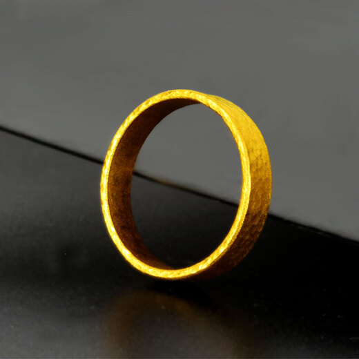 Craftsman gold ring for men and women 999 solid gold ancient hammer pattern flat ring couple tail ring ring gift No. 5 gold weight 4.17 grams face width about 4mm
