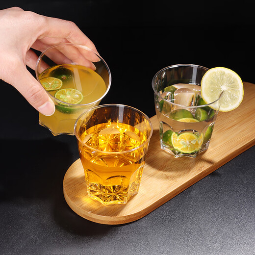 Badger disposable cup aviation cup drinking cup beer liquor cup hard plastic tea cup octagonal cup 200ML*50 pieces
