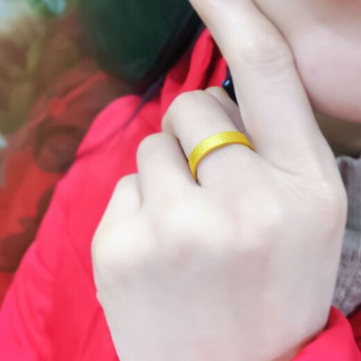 Craftsman gold ring for men and women 999 solid gold ancient hammer pattern flat ring couple tail ring ring gift No. 5 gold weight 4.17 grams face width about 4mm
