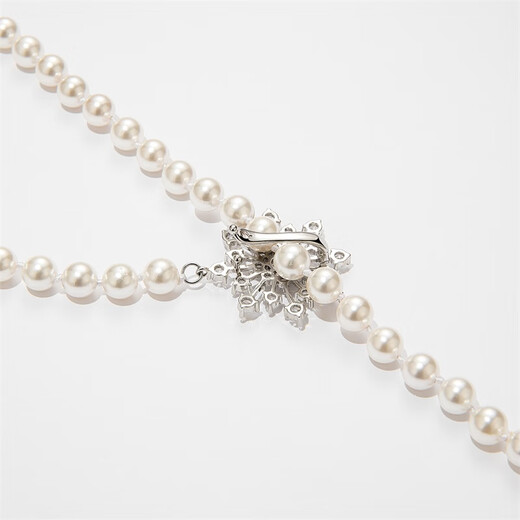 Qlady snowflake imitation pearl sweater chain women's long necklace autumn and winter temperament light luxury niche sweater pendant pendant accessories