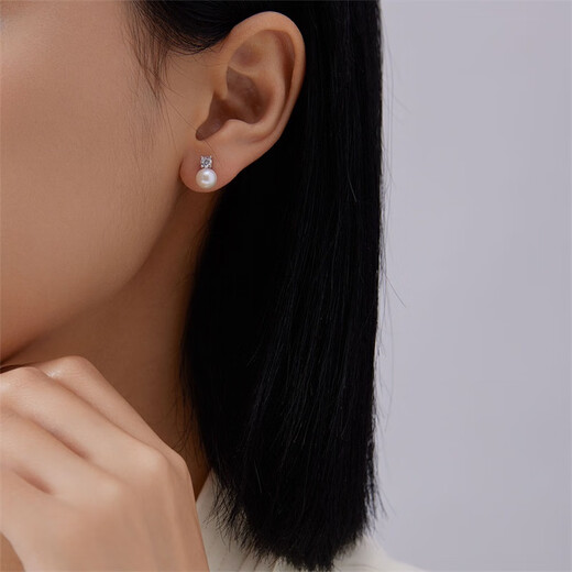 Queen of Pearls cost-effective Japanese Akoya pearl earrings round seawater pearl earrings birthday gift for women