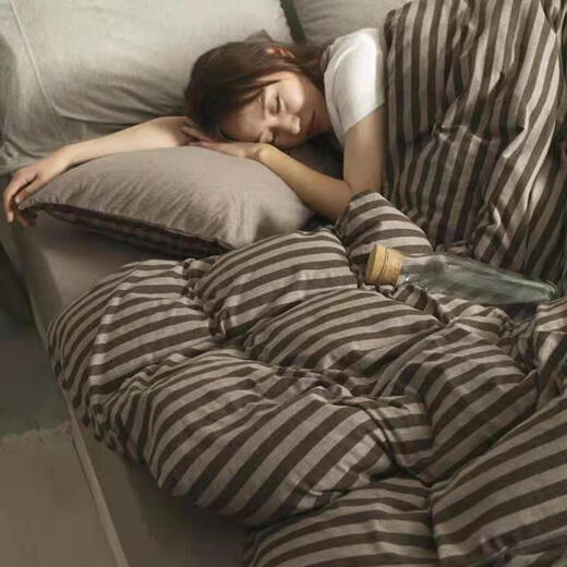 Sizhu pink plaid simple four-piece set single and double bed sheet quilt cover bedding student dormitory coffee stripes 15m four-piece set quilt cover 150*200