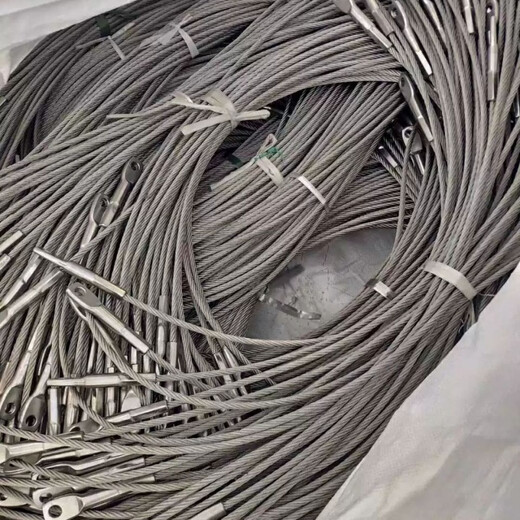 Yuruo explosion-proof screw 304 stainless steel traction noose explosion-proof bolt explosion-proof wall explosion-proof nail leakage noose pull explosion-proof bolt 5.5*32 (20 pieces)