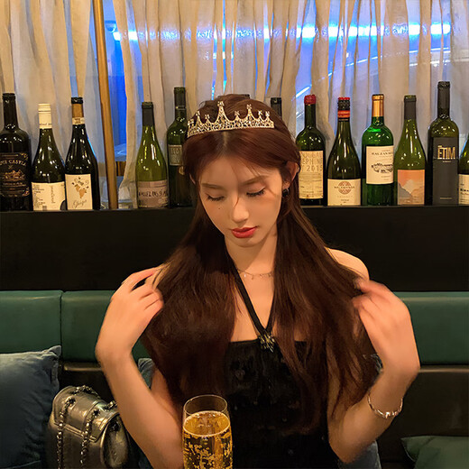 First birthday crown tiara, eighteen-year-old coming-of-age ceremony sparkling diamond headband, marriage proposal, photo props, high-end hair accessories, silver princess crown, black gilt gift box