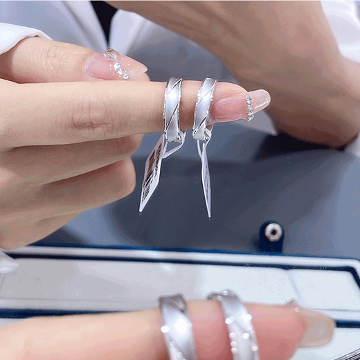 Kaibaolou Love is Endless PT950 Platinum Couple Ring Men and Women Wedding Platinum Pair Ring Wedding Ring for Girlfriend No. 10 4g