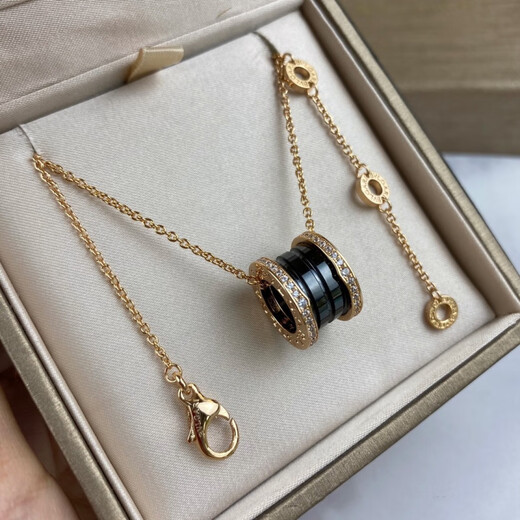 Fat Donglai's same style 18k gold black ceramic spring necklace 18k rose gold non-fading women's small waist full of diamonds spring rose gold