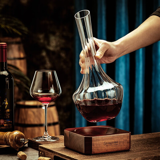 Velos high-end crystal red wine cup for home use all-in-one Burgundy goblet decanter set wine set for friends as a gift Burgundy wine glass eight-piece set 550ml