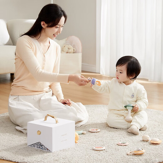 Yeehoo recién nacido REGATO 0-6 meses Baby Toy Baby Baby Gift Box Glue de dientes de gama alta calmante de luna llena