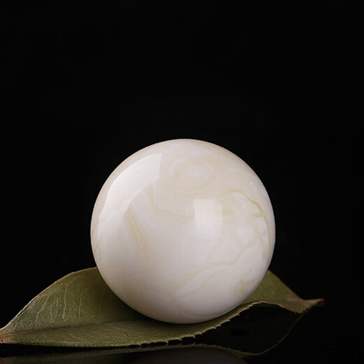 Fat Donglai quality porcelain white beeswax single beads natural Russian material loose beads with bead accessories single amber white chicken fat yellow ancient porcelain white round beads 8mm each