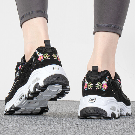 斯凯奇（Skechers）女鞋 时尚潮流熊猫鞋通勤出行休闲鞋轻便舒适透气缓震运动鞋 11977-BLK 35