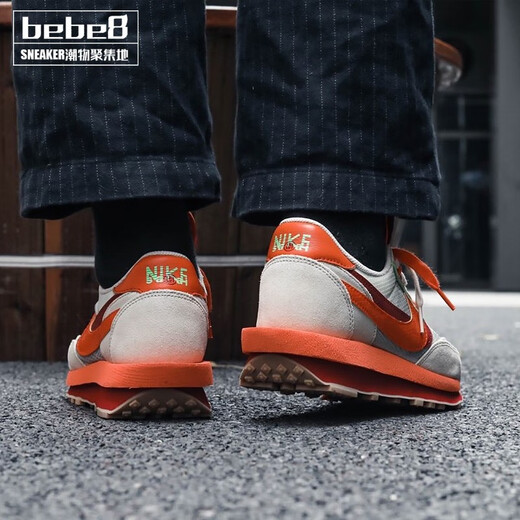 
Nike (NIKE) strictly selected good products Sacai X LDV WAFFLE Three-party joint shoes sports running shoes overseas direct mail Black gray and blue deconstruction DJ4877-600 41