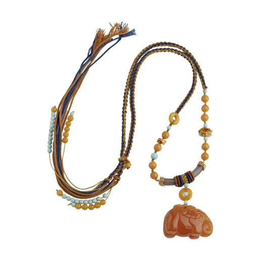 Potala Palace beeswax pendant auspicious elephant necklace safety buckle amber silver inlaid agate turquoise birthday gift for girlfriend and wife beeswax auspicious elephant 925 silver pendant (new style)