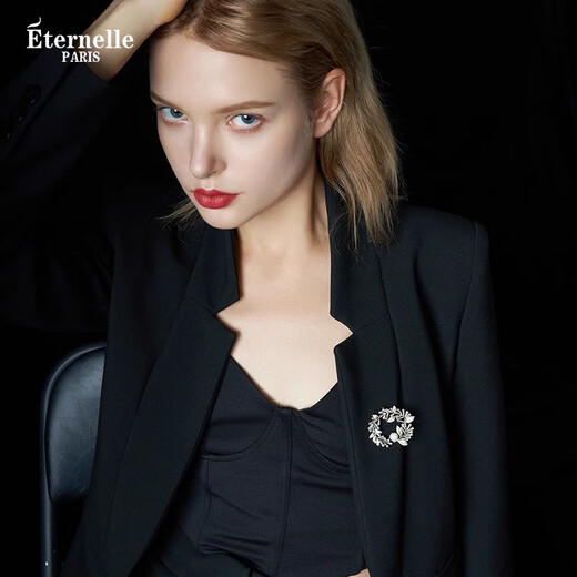 Eternelle French eternal original design high-end brooch 2024 new corsage suit collar pin versatile accessories