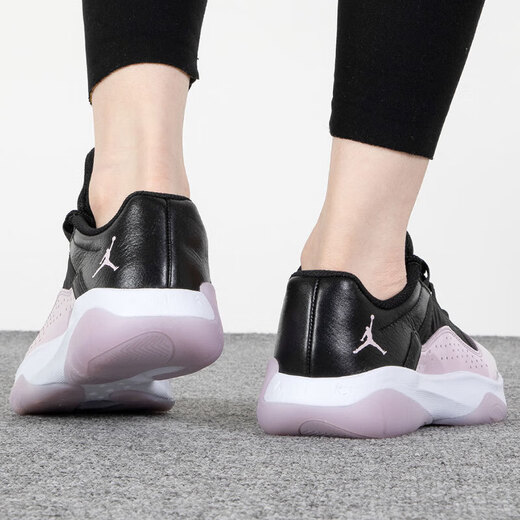 耐克（NIKE）篮球鞋女鞋夏季新款AIR JORDAN 11低帮实战缓震运动鞋轻便休闲 DV2629-051 38.5
