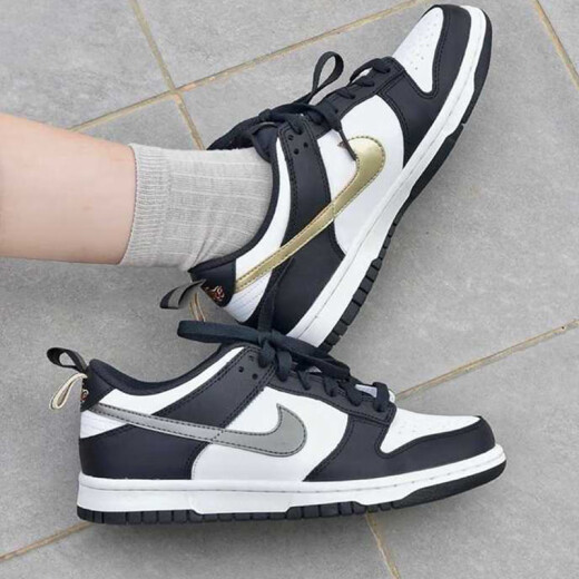 耐克（NIKE）板鞋女鞋2025新款夏季Dunk Low低帮轻便运动鞋时尚透气休闲鞋 DH9764-001黑白小熊猫金银勾 37.5