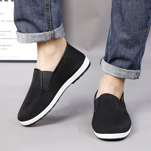 Old Beijing winter plush soft-soled comfortable slip-on white-soled cloth shoes black 41