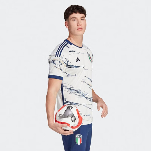 阿迪达斯（adidas）T恤男装夏季秋新款运动服舒适透气篮球训练短袖 HS9896意大利球员版球衣 M