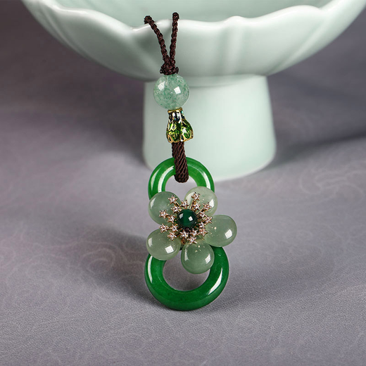 Ancient sayings, modern style, ancient style cheongsam, pressed lapel green hangings, dry green Chinese clothes hangings, aventurine accessories 2025 new style for women