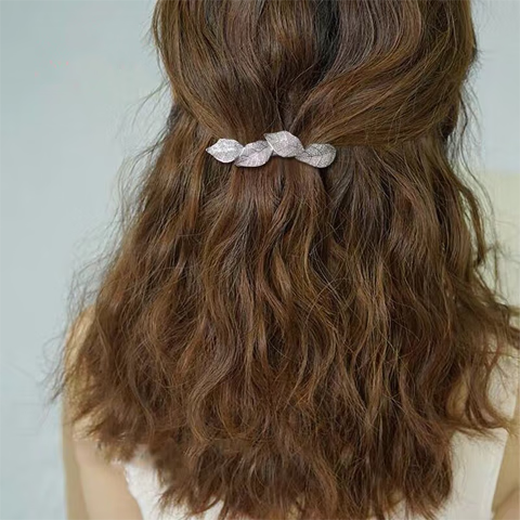 Capuchin monkey temperament hairpin, hairpin at the top of the back of the head, elegant lady headwear, half-tied hair clip, Korean style hair accessory, sweet leaf clip