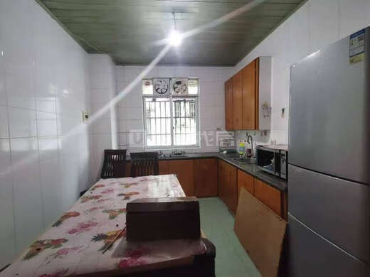 Common decoration, north-south transparent 111 square meters, 3 rooms, Yuanming Commercial and Residential Building, convenient to view houses, with keys