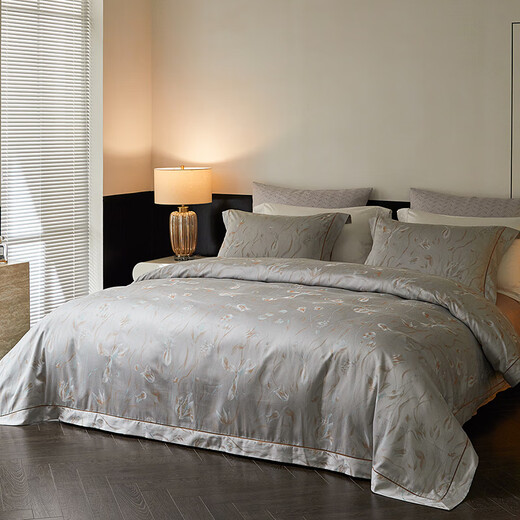 Mengjie Home Textiles Cama Conjunto de cuatro piezas Jacquard European Light Luxury Quilt Cover Kit de algodón de algodón PURO Polyéster Algodón Capacañas para el hogar 50S Coda larga Jacquard-Midsummer Flower Shadow 1.5m (200*230cm) Conjunto de cuatro piezas