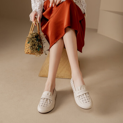 Kanglibi genuine leather soft sole mother shoes single shoes middle-aged and old comfortable and not tired leather shoes middle-aged and old young and non-slip women's shoes spring and autumn style 677 hole style beige soft sole soft surface very comfortable 39