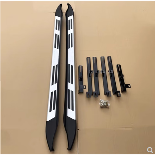 Dongfeng Fengguang 330 360 370 580 S560 side pedal car welcome pedal aluminum alloy pedal 580 three-color model paired x without lights