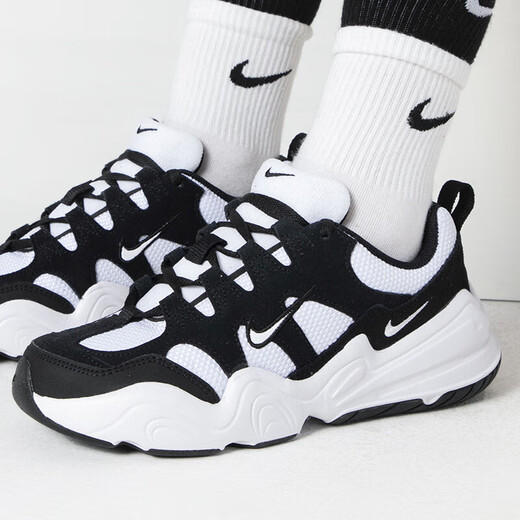 
Nike (NIKE) casual shoes women's shoes 2025 autumn new sports shoes Tech Hera dad shoes running shoes FQ8107-133 DR9761-101 black and white color matching 36.5