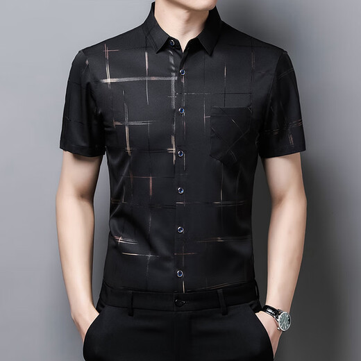 Camisa de seda de hielo para hombres de Romon Vestido de novia de verano de manga corta Feliz suegro Padre de mediana edad Banquete de boda de verano Camisa roja D2177 Baolan 165 m