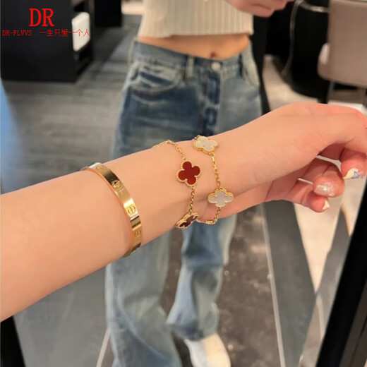 Fat Donglai's same style 18k sand gold four-leaf clover bracelet rose gold five-flower girl color gold white mother-of-pearl black agate double-sided gold red agate five-flower bracelet