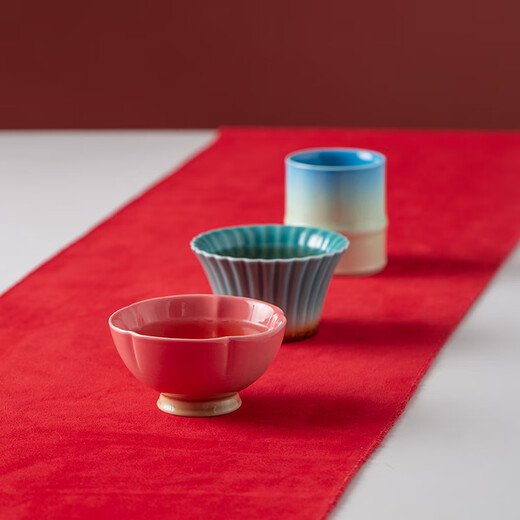 Forbidden City Culture Three Friends of Winter Tea Cup Set Tea Master Cup Ceramic Cup Palace Museum Cultural and Creative Birthday Gift Gift for Elders Gift Box