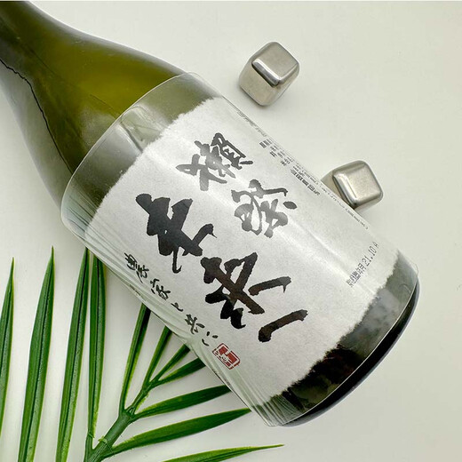 獭祭Dassai 未来纯米大吟酿清酒720ml 日本原瓶进口 礼盒装送礼用