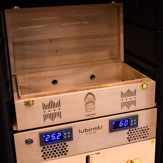 LUBINSKI cigar cabinet, high-precision constant temperature and humidity, special electronics for naked eggplant cultivation, can hold about 300 pieces, metal door frame-222-48L