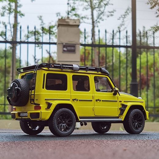 Almost RealAlmost Real AR Real 1:18 Babos 800 2020 Mercedes-Benz Big G SUV Car Model Babos G63 Kit Edition Yellow