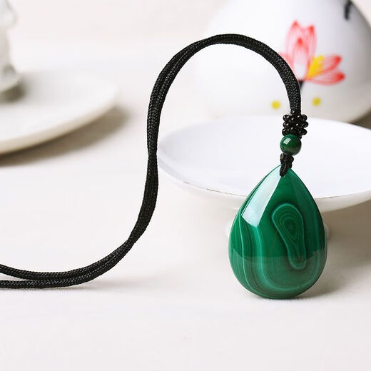 Light and cute natural malachite water droplets. Malachite green universal jade pendant. Malachite genuine. Natural raw stone malachite water droplets. Malachite green jade pendant.