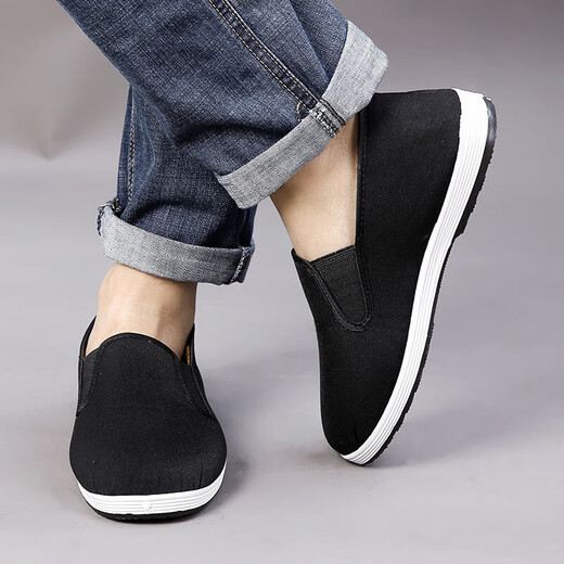 Old Beijing winter plush soft-soled comfortable slip-on white-soled cloth shoes black 41