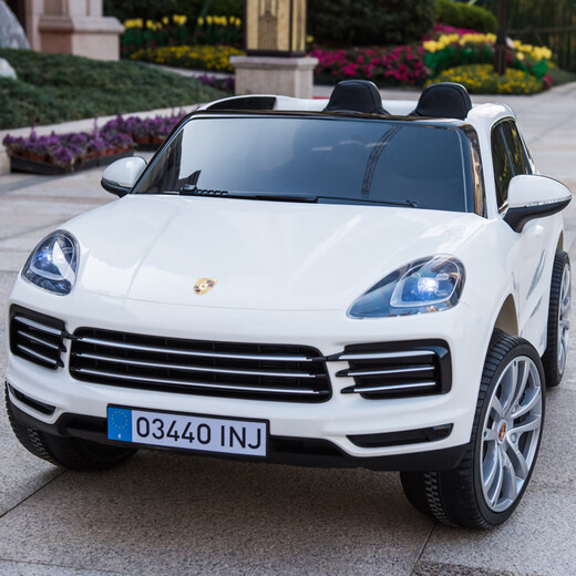 Porsche Cayenne Children's Elektroauto Allrad-Fernbedienung Offroad Jungen und Mädchen High-End können auf einem Doppelkind-Auto Cayenne laden.