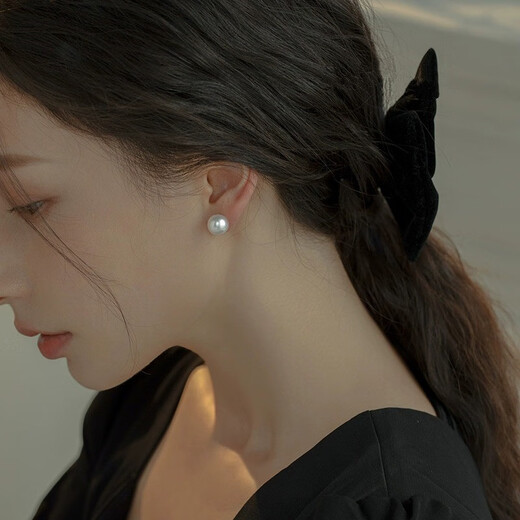 Ostantin (outstanding) S925 silver stud earrings, round shell beads, imitation pearl rings, practical gifts for girlfriends, mothers, birthdays and Valentine's Day, diameter about 10mm, Jingsuda pair