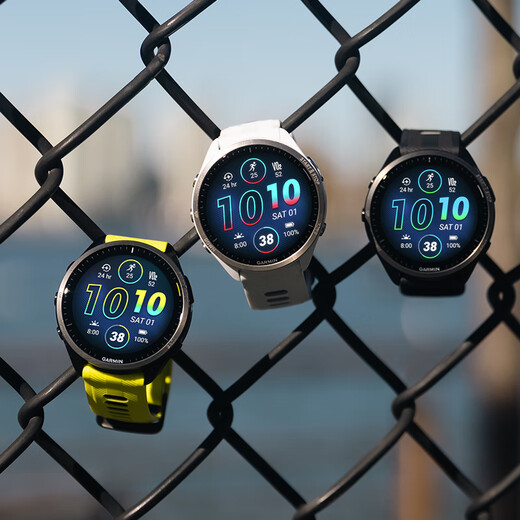 佳明（GARMIN）Forerunner965户外运动智能手表铁三多频多星跑步男女表月光白