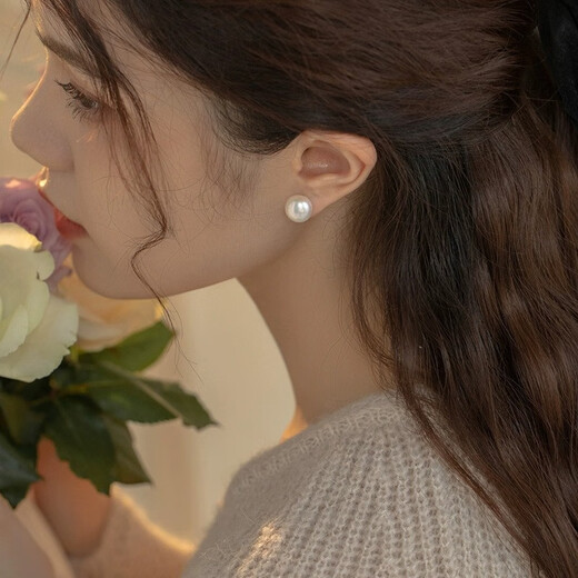 Ostantin (outstanding) S925 silver stud earrings, round shell beads, imitation pearl rings, practical gifts for girlfriends, mothers, birthdays and Valentine's Day, diameter about 10mm, Jingsuda pair