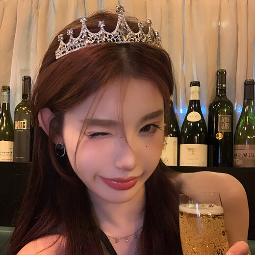 First birthday crown tiara, eighteen-year-old coming-of-age ceremony sparkling diamond headband, marriage proposal, photo props, high-end hair accessories, silver princess crown, black gilt gift box