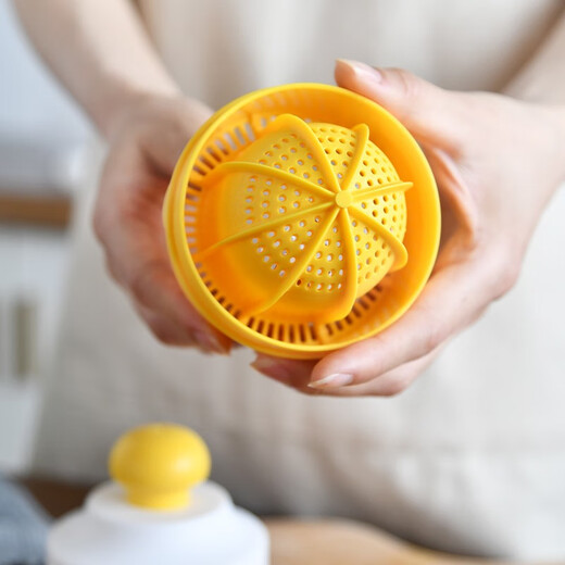 TF Japanese manual juicer small portable orange juice cup household press fruit orange lemon juicer two-way juicer