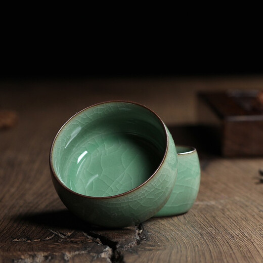 Lingqingfang celadon one pot, two cups, two cups with ball hole filter teapot teacup set ceramic complete set Ge Kiln office tea set Ge Kiln Meizi Qing