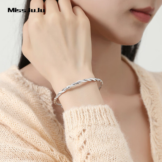 Miss JuJu platinum bracelet for women pt950 platinum Möbius strip push-pull bracelet, weight 24.75 grams, push-pull adjustable