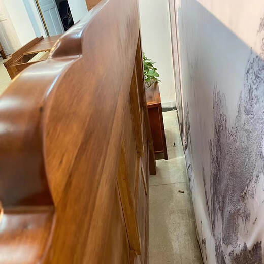 Longwei 12-hour delivery Foshan golden rosewood mortise and tenon solid wood bed tiger foot antique master bedroom double bed rosewood single bed upgraded thickened bed 1.8*2.0 meters (full bed board + full mortise and tenon)