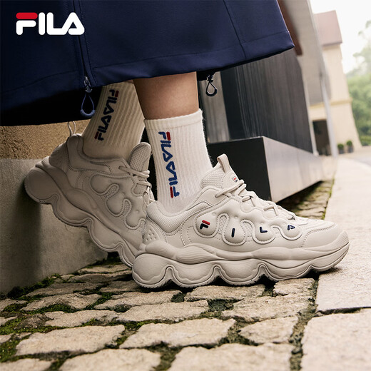 FILA Yang Mi's same style official pea shoes women's shoes dad shoes sports shoes winter new sports and casual shoes oatmeal brown-OM 37.5