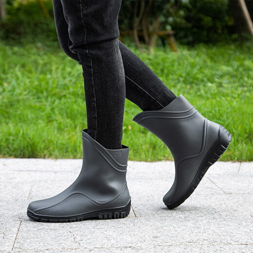 Xili rain boots men's mid-calf fashionable Korean style adult plus velvet warm kitchen shoes non-slip wear-resistant outdoor fishing car wash takeaway rain boots construction site waterproof rubber shoes overshoes winter gray surface black bottom 42 plus velvet please order one size larger